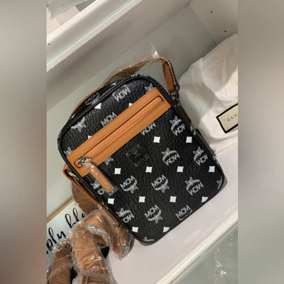 MCM MCM NORTH SOUTH KLASSIK VISETOS CROSSBODY BAG - Picture 1 of 2